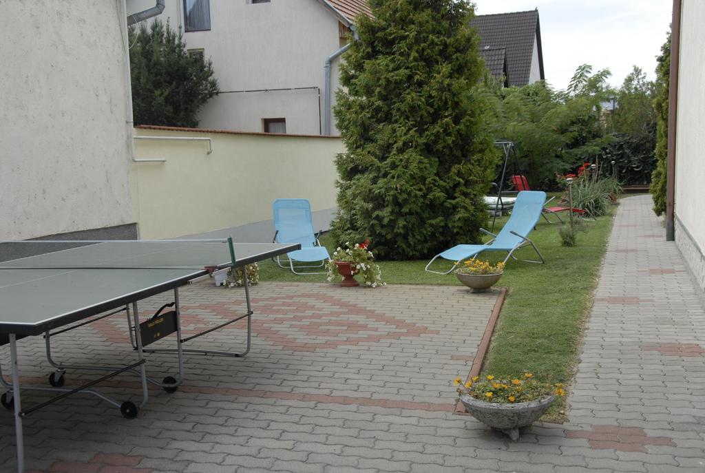 Balla Apartmanhaz Siofok Bagian luar foto
